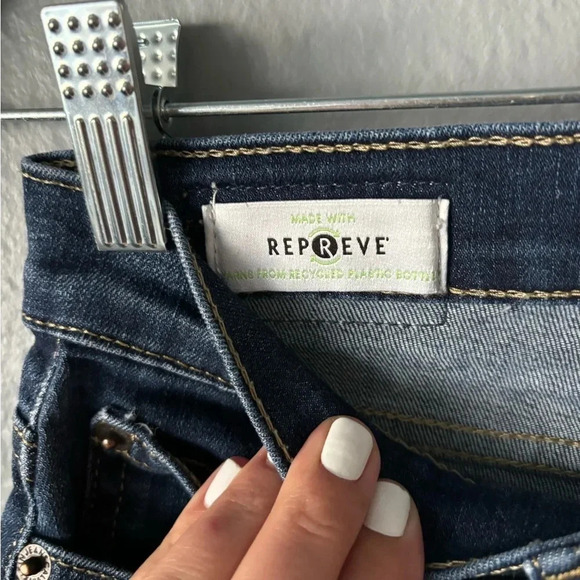 Calvin Klein, high rise, denim, cut off, shorts, size 6 - Picture 10 of 13